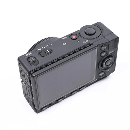 Sigma fp L Full-Frame Mirrorless Digital Camera (Body Only) – 61 MP & Cinema DNG RAW Video
