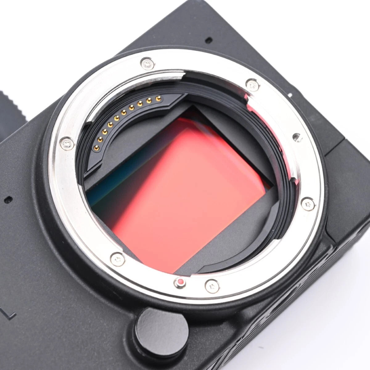 Sigma fp L Full-Frame Mirrorless Digital Camera (Body Only) – 61 MP & Cinema DNG RAW Video
